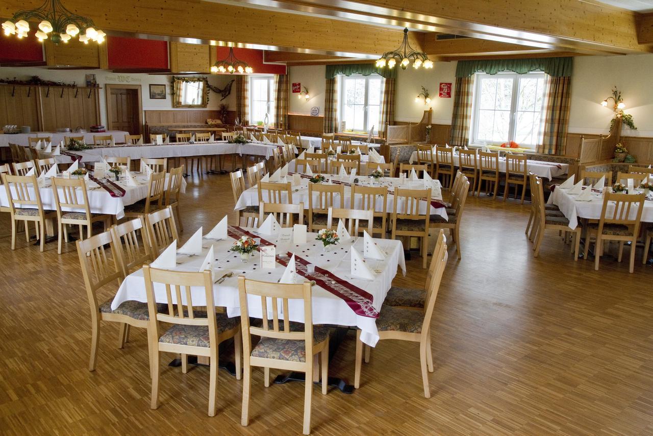 Gasthof Zum Kirchenwirt Hotel Schardenberg Bagian luar foto